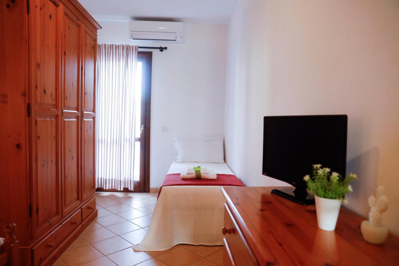 Il Melo Residence Порто Торес Екстериор снимка